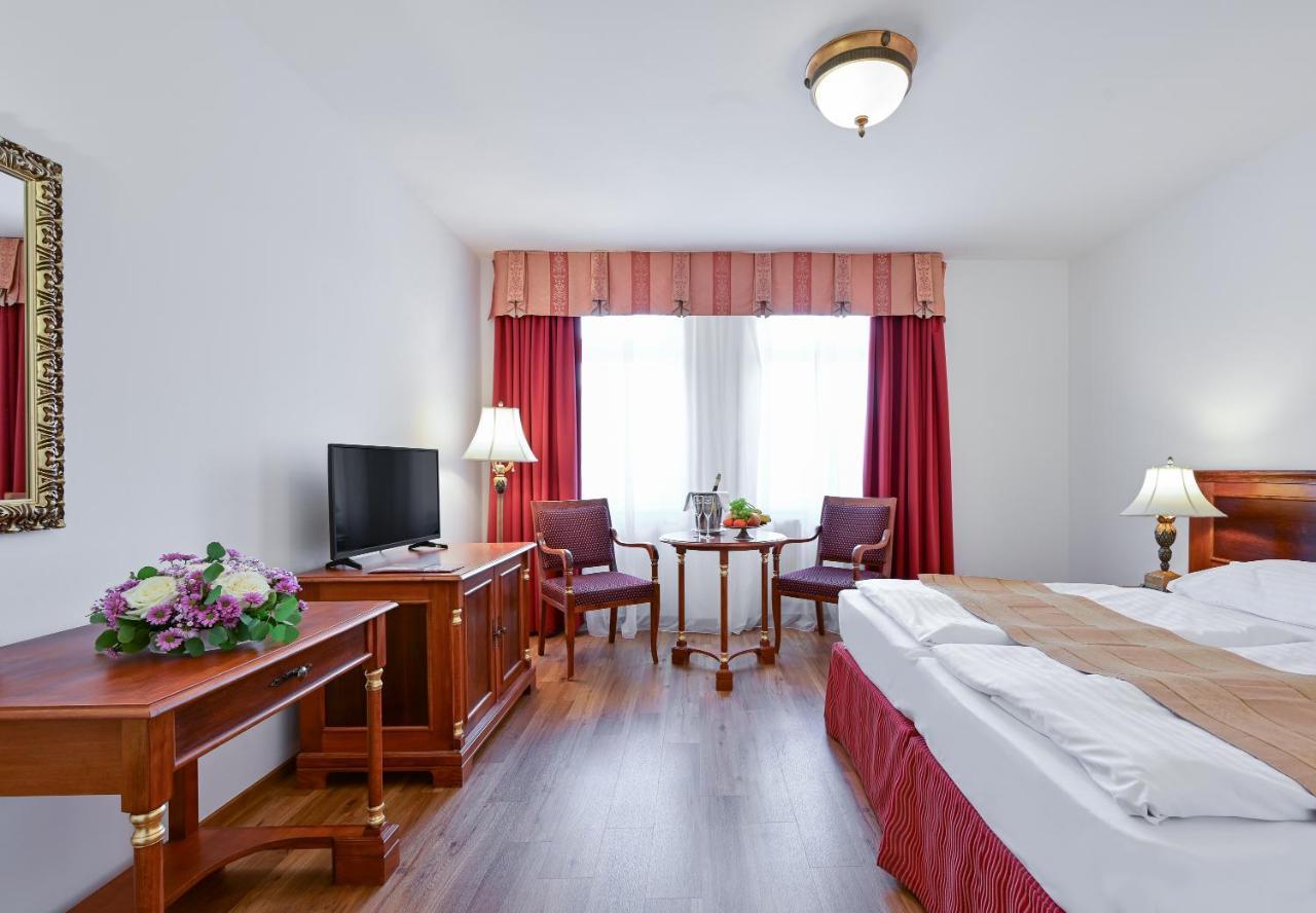 Hotel Continental Mariënbad Buitenkant foto